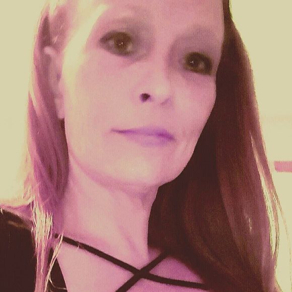 Meet your Posher, Sasha - Picture 1 of 1